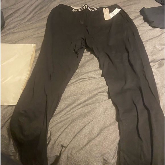 Fear Of God ESSENTIALS. Large